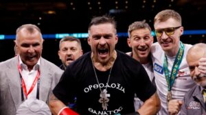 Oleksandr Usyk pone en juego su título del CMB ante un campeón de kickboxing