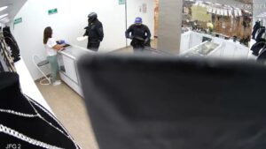 Roban joyería en centro comercial de Nuevo León; estiman botín de 3 millones de pesos
