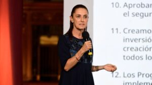 Que la FGR aclare si hay ficha roja de la Interpol contra los señalados por nexos con el narcotráfico, dice Sheinbaum