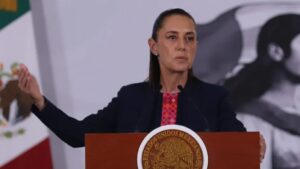 Claudia Sheinbaum pide atender denuncia de Gustavo Petro sobre posible fraude en presidenciales de Colombia