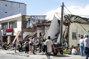 México alista 255 militares y ayuda humanitaria para Colombia